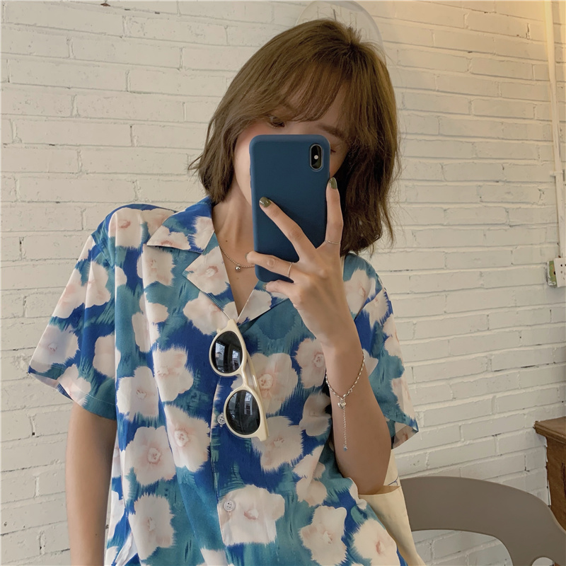 Real price Korean loose retro holiday style oil painting print Short Sleeve Chiffon shirt
