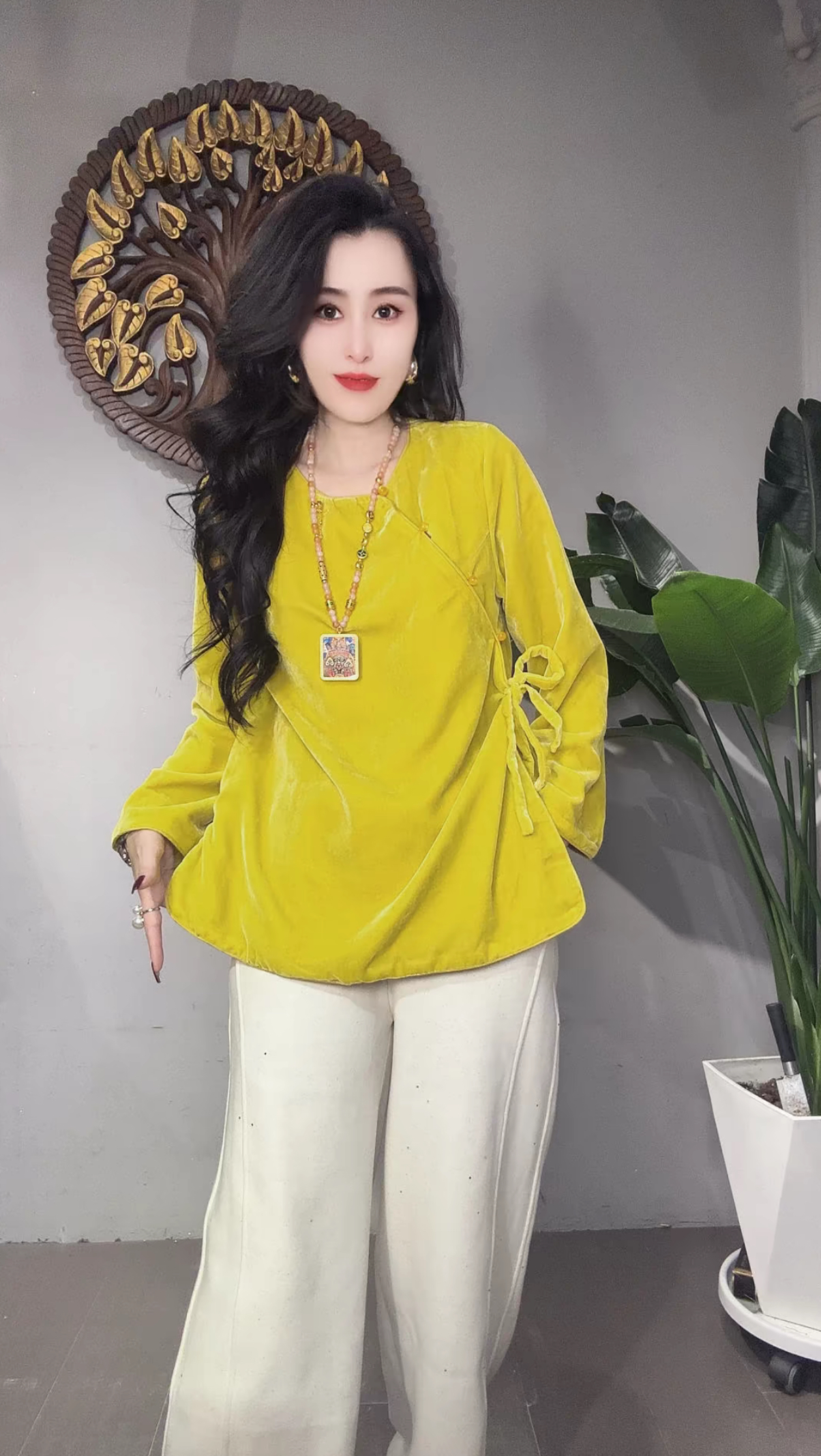 新中式国风真丝绒斜襟宽松衬衣女2025秋冬复古打底衫外穿内搭上衣