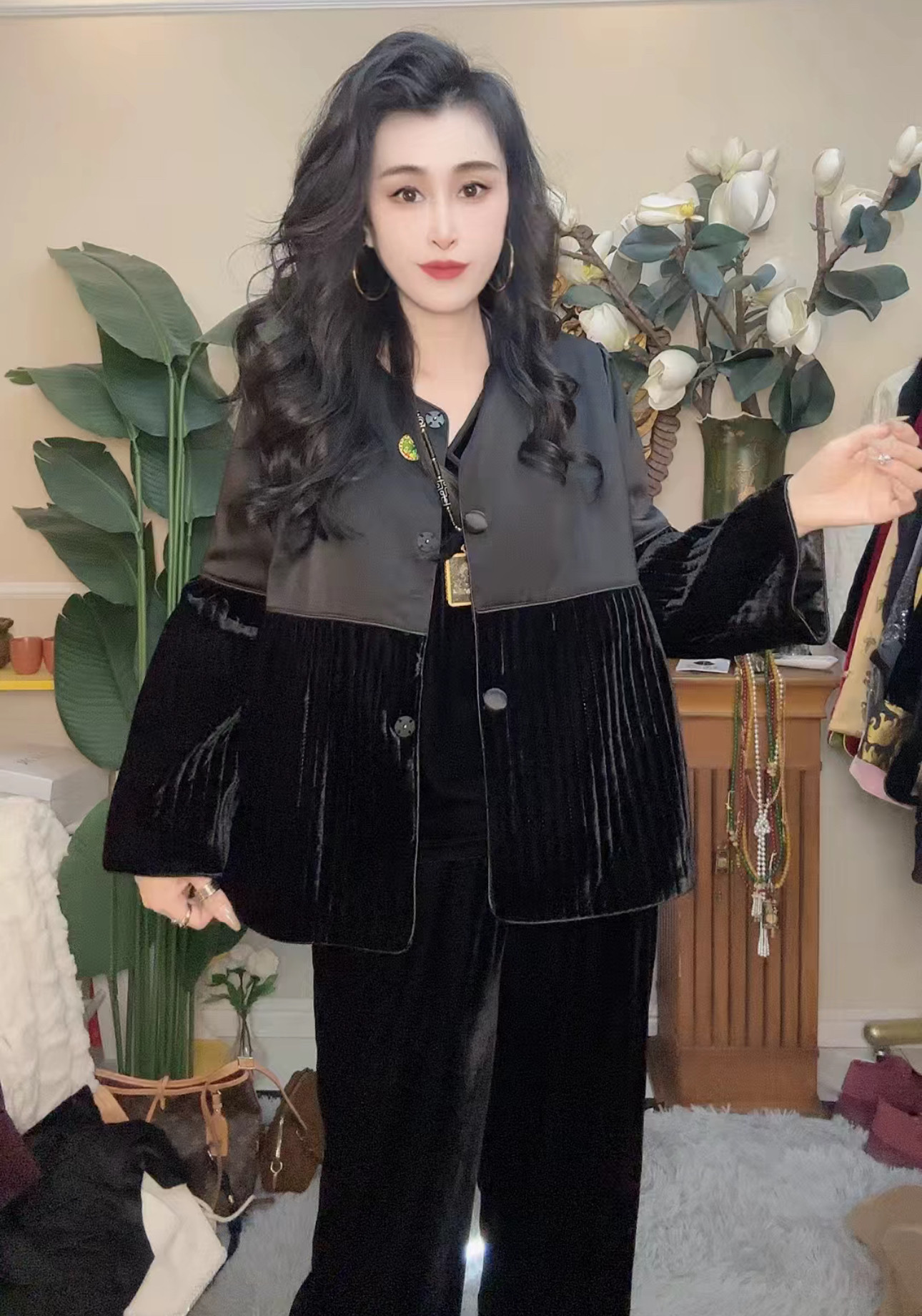 欧货时尚圆领缎面醋酸真丝拼接金丝绒薄棉外套女2024秋冬棉服上衣