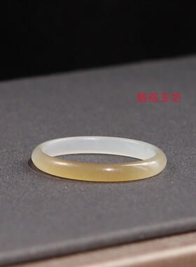 和田玉糖白玉极细17号素面戒指