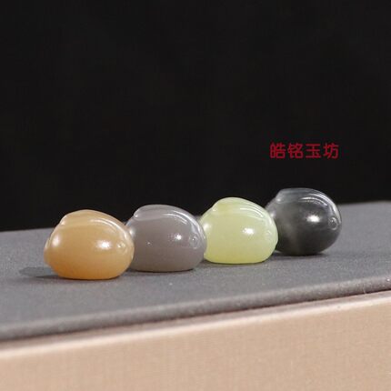 天然和田玉糖玉兔子 手串手链多宝文玩配珠天然玉石配饰带鉴定