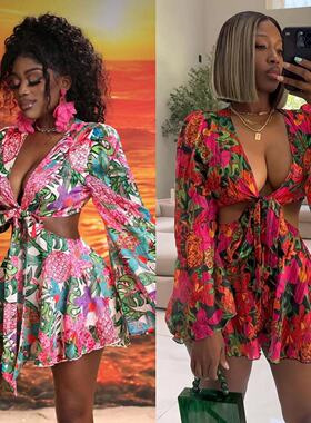 2026 Women's floral deep V-flared sleeve dress 碎花连衣裙
