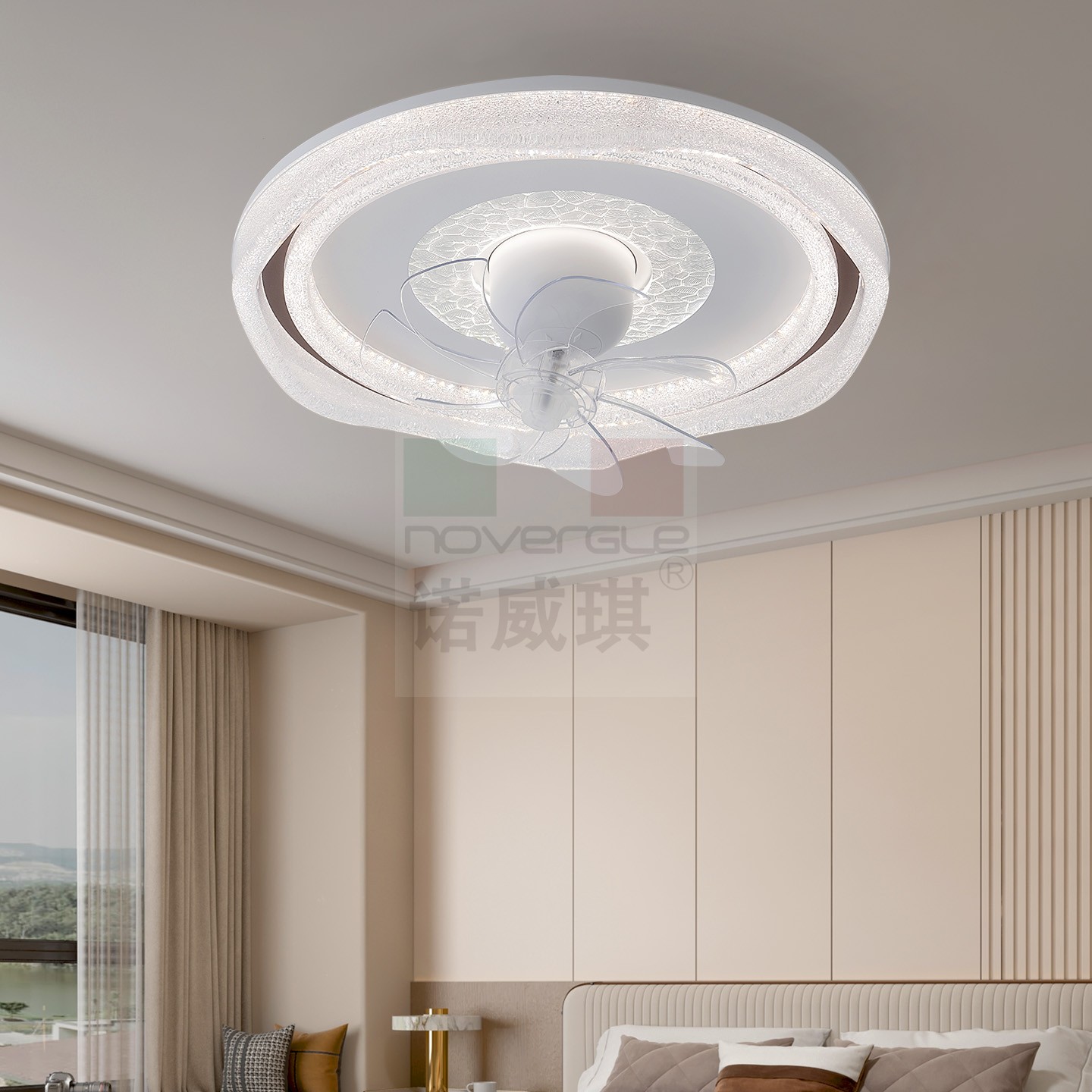 2025年新款现代高级感摇头风扇灯轻奢水晶家用房间吊扇卧室吸顶灯