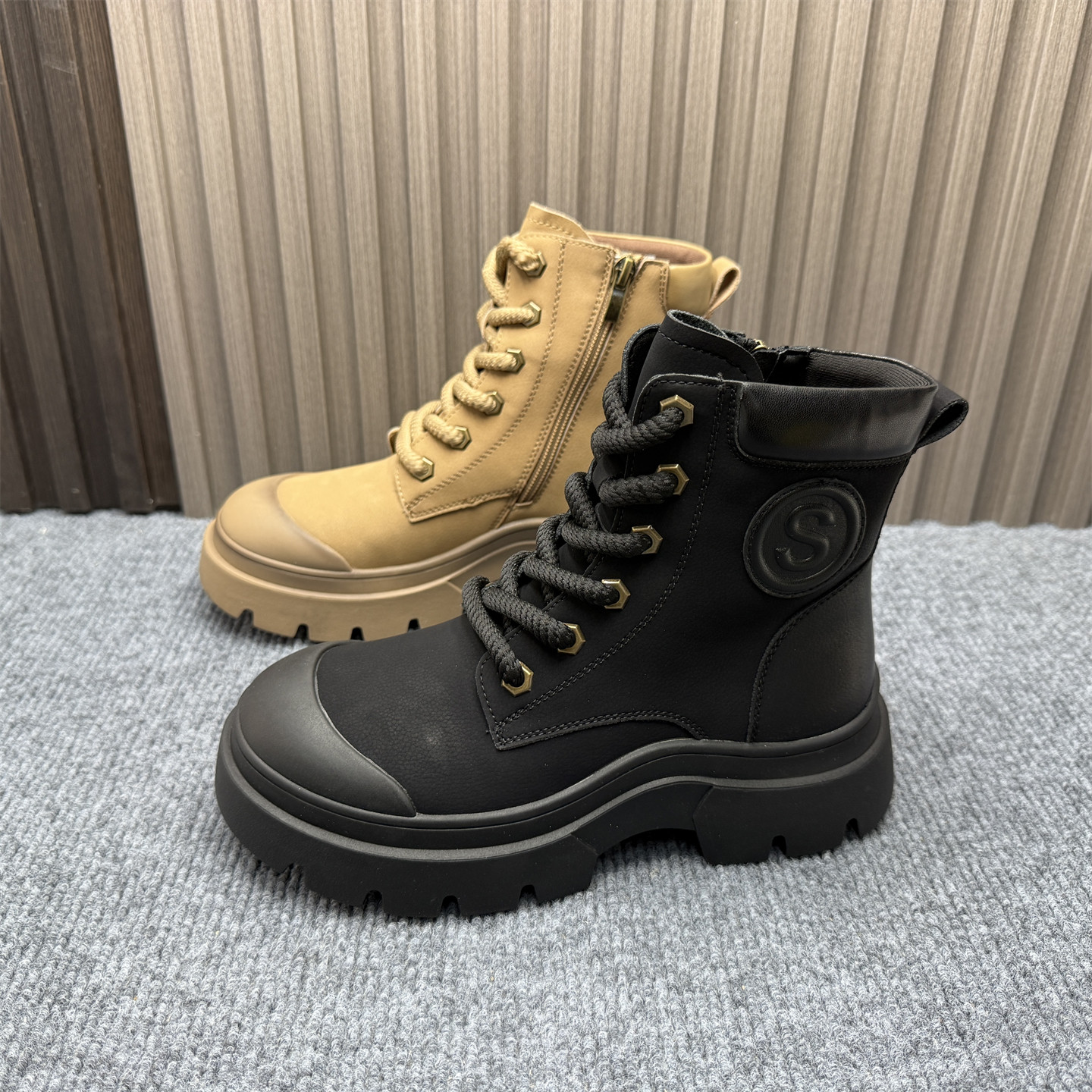 撤柜处理加绒真皮马丁靴女2025冬季新款厚底英伦风做旧复古机车靴