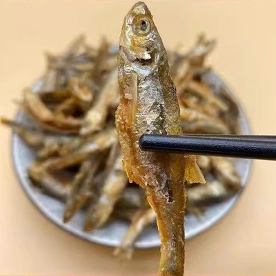 佗娘即食河鱼干鱼仔熟食炸鱼干枫树坝翘嘴鱼白条鱼蓝刀鱼河源特产