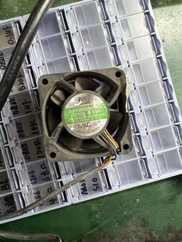 T2T电源风扇 DZ06025B12UG 12V 0.70A T2T电源风扇 6厘米cm 6025