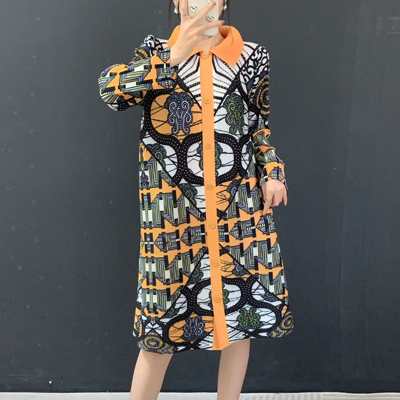 褶皱翻领外套春夏新款压褶开衫桔色印花长款连衣裙显瘦女优质日韩