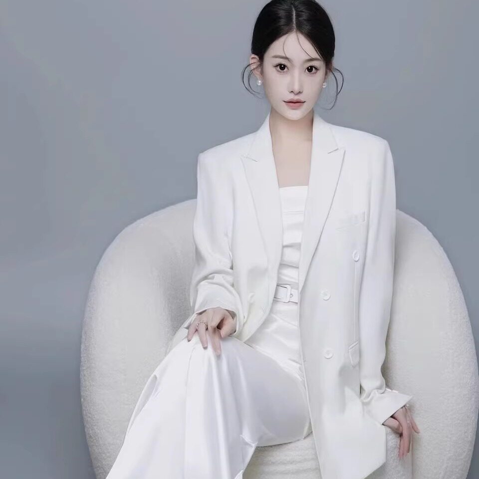 明星同款白色高级感西装配吊带连时尚套装