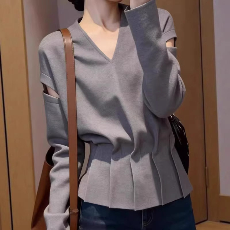 慵懒风灰色V领正肩长袖T恤女2026春夏新款胖mm收腰小心机露肩上衣