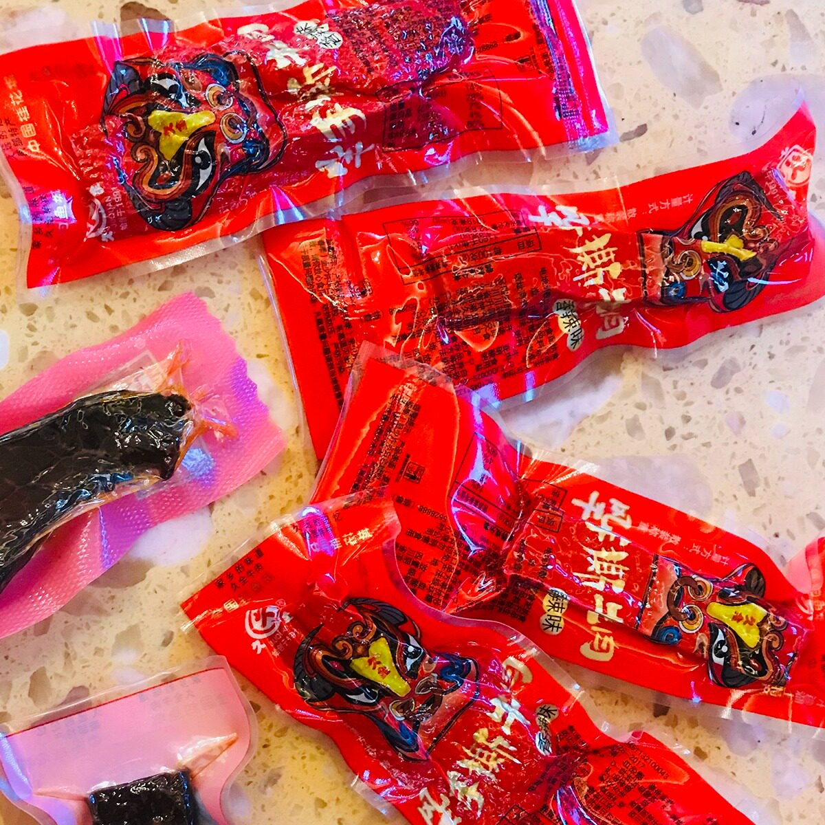 四川升钟湖久全风干手撕牛肉香辣五香味包邮 嚼劲十足 旅行常备