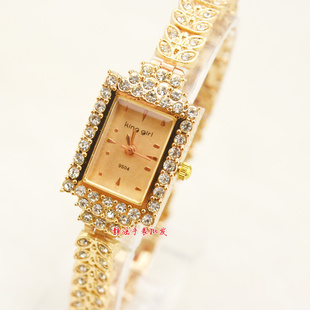 女款时装表时尚韩版女表学生石英表镶钻水钻手表女生个性手链表女