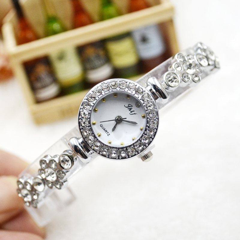 韩版简约风学生水钻手链表