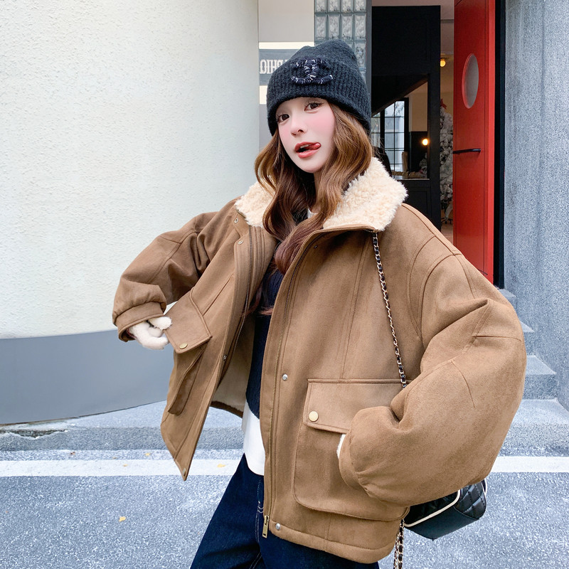 现货加色冬季新款麂皮绒皮毛外套1536644P200K288，女装短外套，艾青服饰