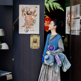 看清描述 此岸歌声 27件 均码 灰蓝褴褛风绣花宽松背心