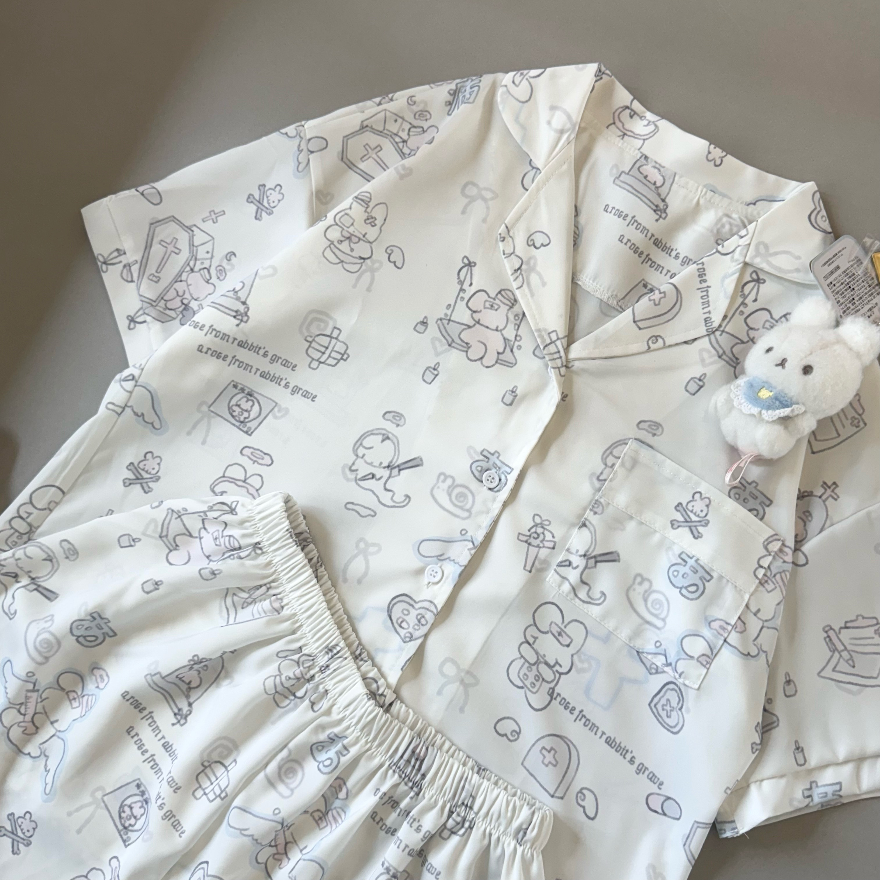 Ruibbit原创病栋小兔印花睡衣缎面春夏短袖套装家居服女冰丝宅萌