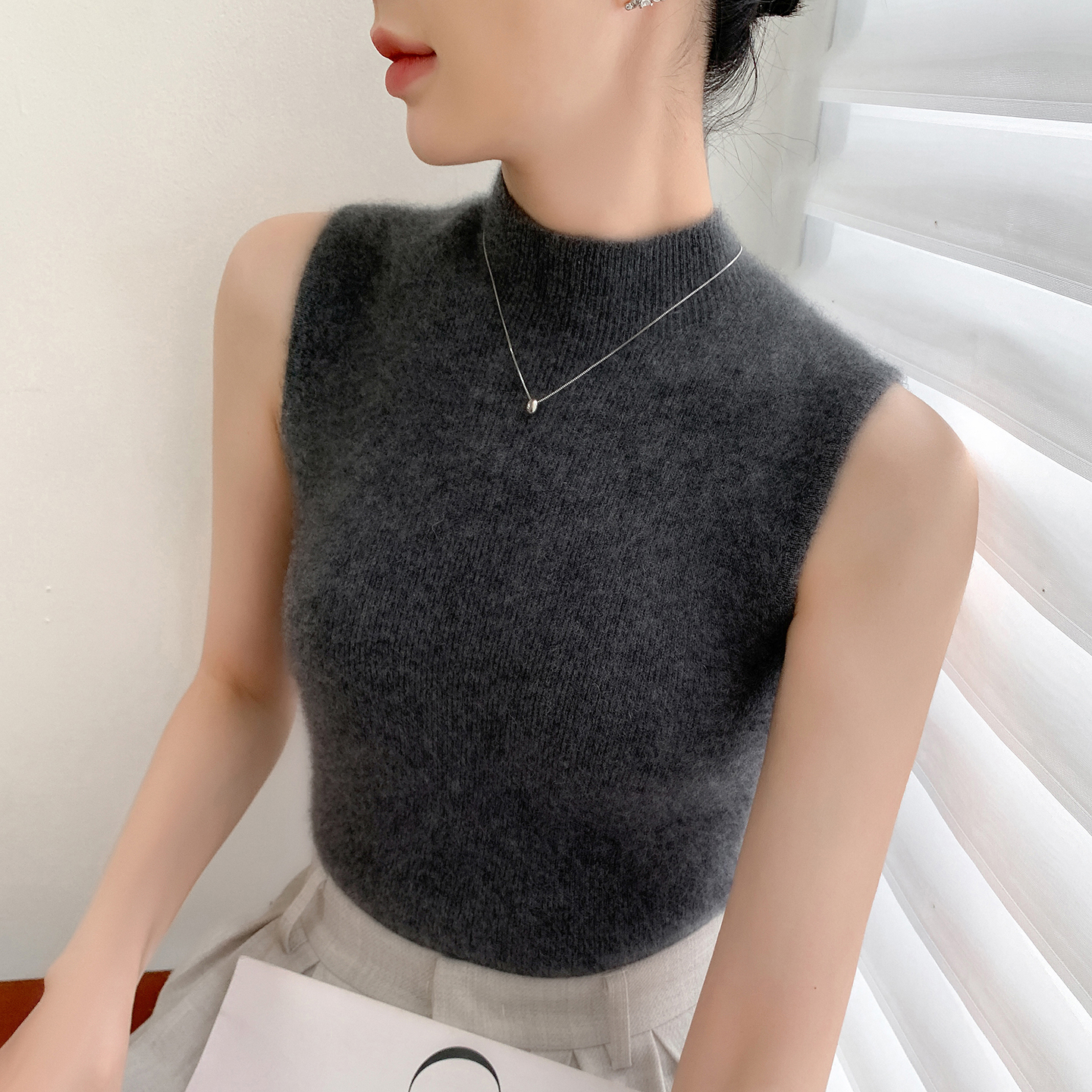 100纯色山羊绒衫女背心半高领