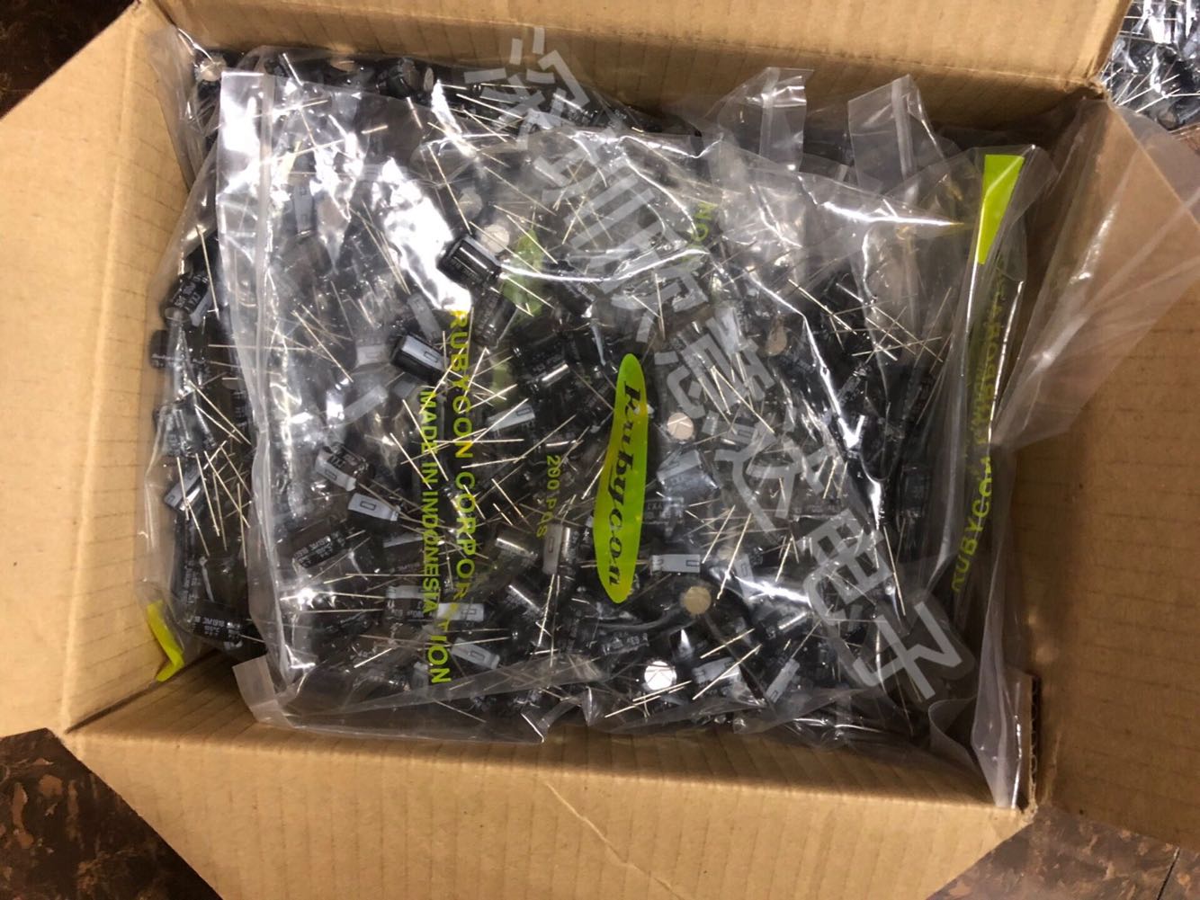 红宝石电解电容47UF/50V 6.3X11 原装红宝石 现货供应