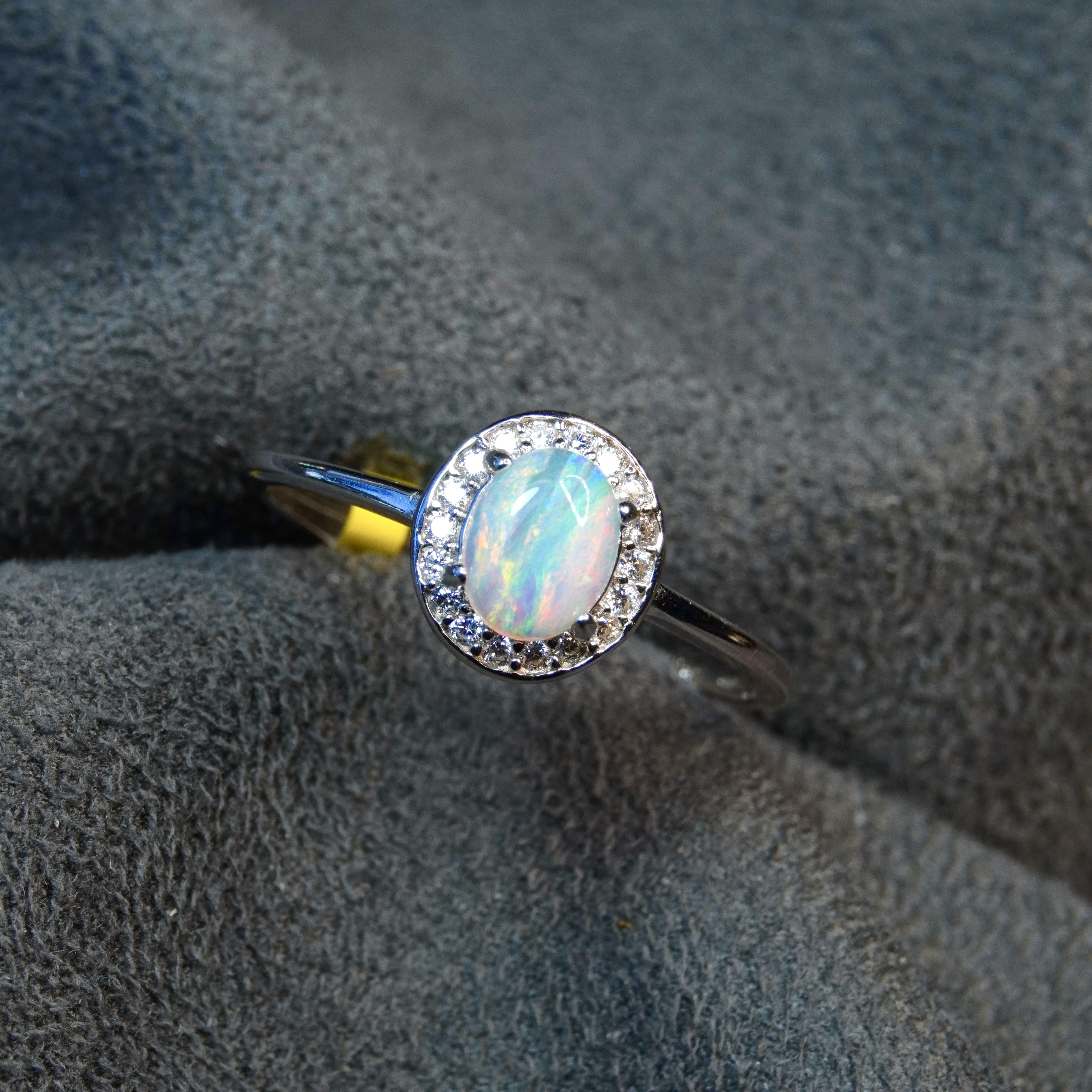 澳大利亚水晶欧泊戒指