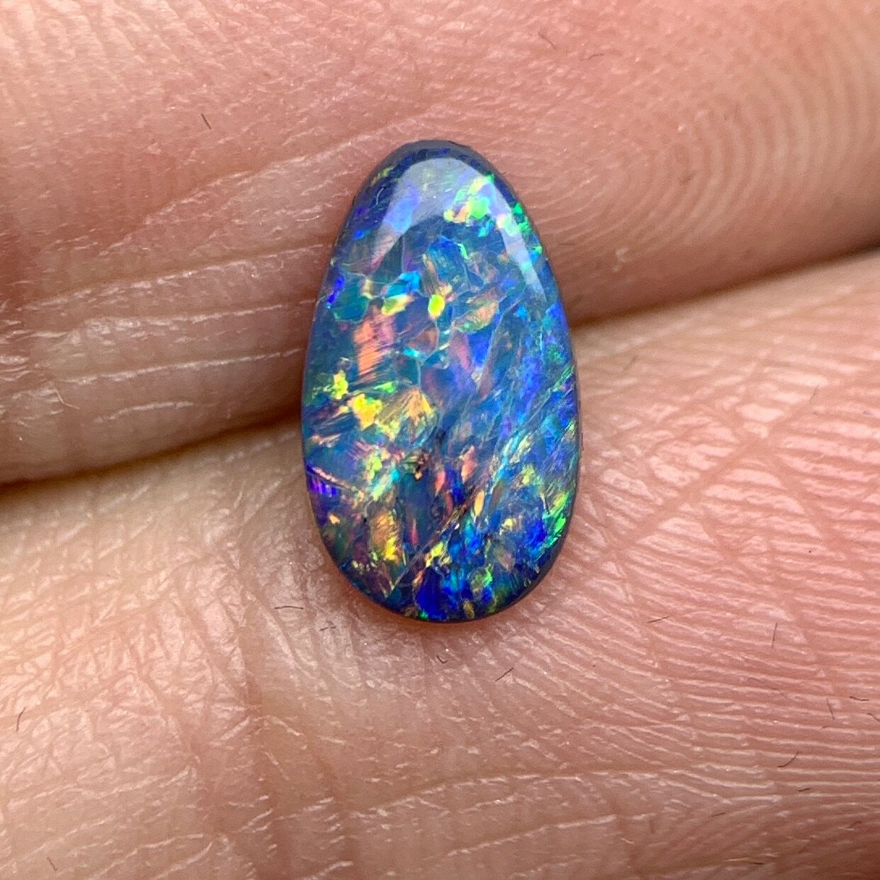 澳洲欧泊欧珀澳大利亚宝石彩宝珠宝戒面闪电岭黑欧泊彩虹色满彩