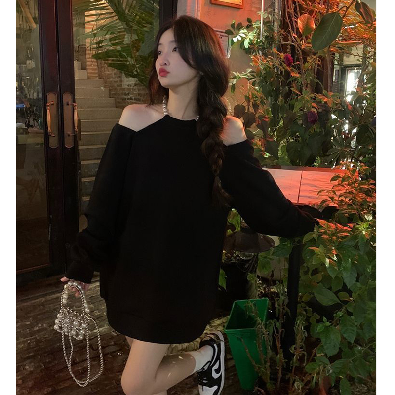 胖mm特大码300斤设计感露肩珍珠挂脖长袖卫衣女春秋宽松外套上衣