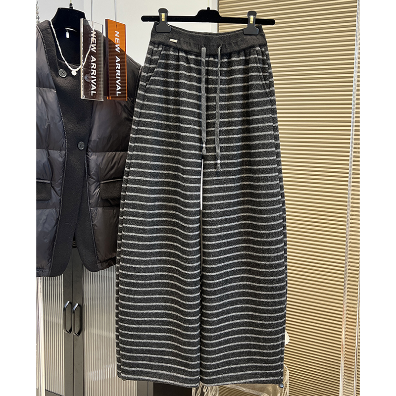 胖mm特大码2-300斤条纹宽松加绒加厚休闲裤女秋冬软糯垂感弯刀裤