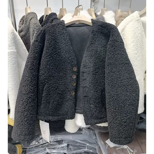胖mm特大码300斤韩版羊羔毛绒短款外套女秋冬宽松高级感气质上衣