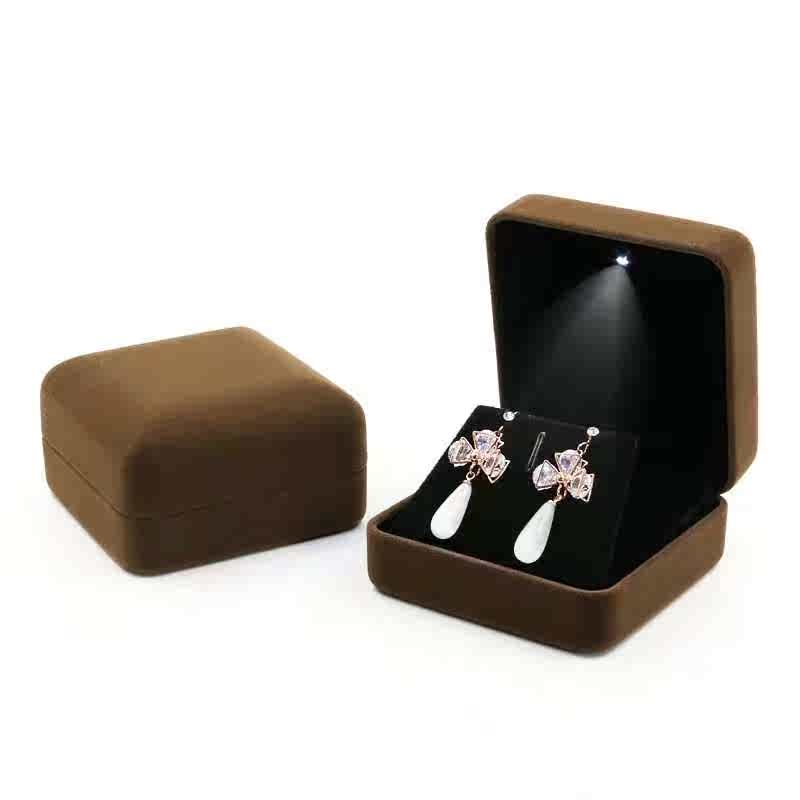 high-end jewelry box with lights led lighting ring box: