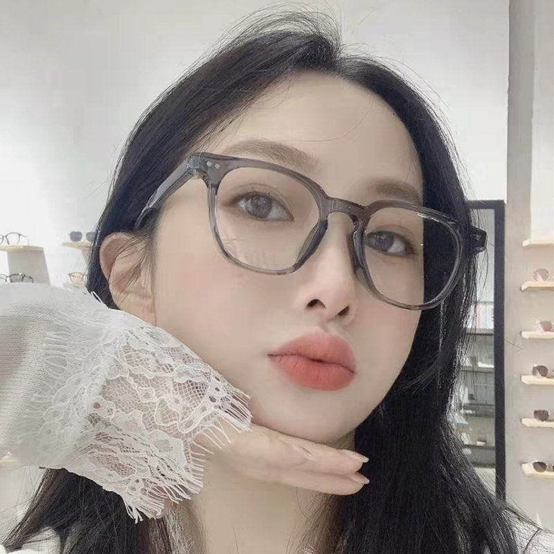 2021新款防蓝光眼镜 黑框素颜眼镜框复古小方框可配近视眼镜架女