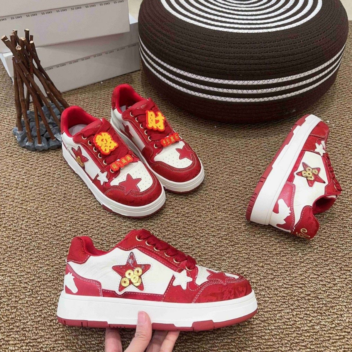 红色婚鞋新年限定星星鞋板鞋国潮春季新款时尚百搭休闲低帮女红鞋,女鞋,休闲板鞋,淘宝优惠券,粉丝福利购,淘宝优惠卷