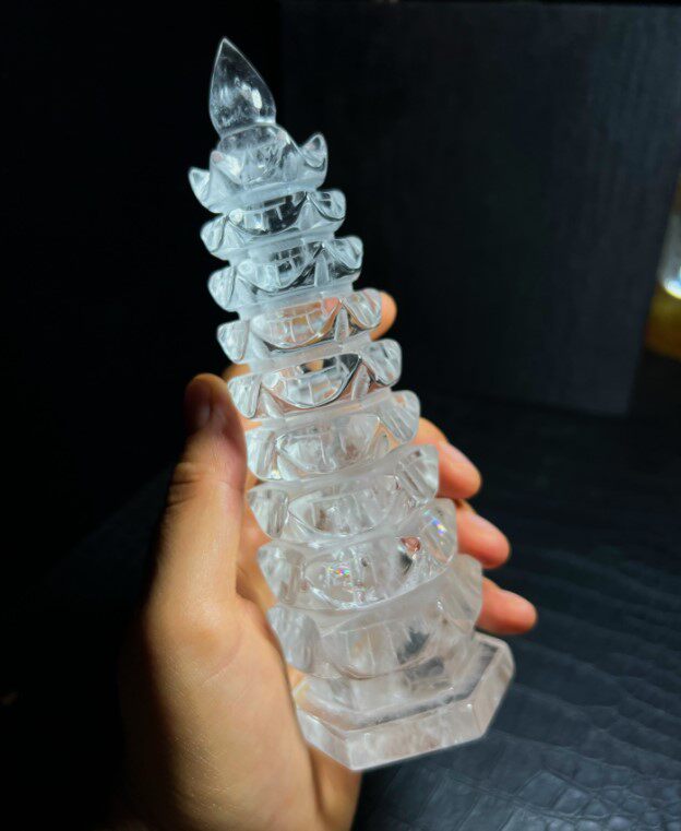 천연 흰색 크리스탈 WENCHANG PAGODA 9층 WENCHANG PAGODA 다채로운 빛 조각은 정교하고 다양합니다