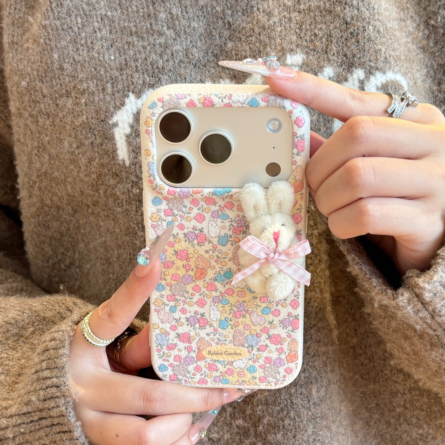 碎花毛绒兔皮纹新款适用苹果18promax手机壳iPhone17pro16小米17华为mate80pura90K100reno15荣耀400x200S50