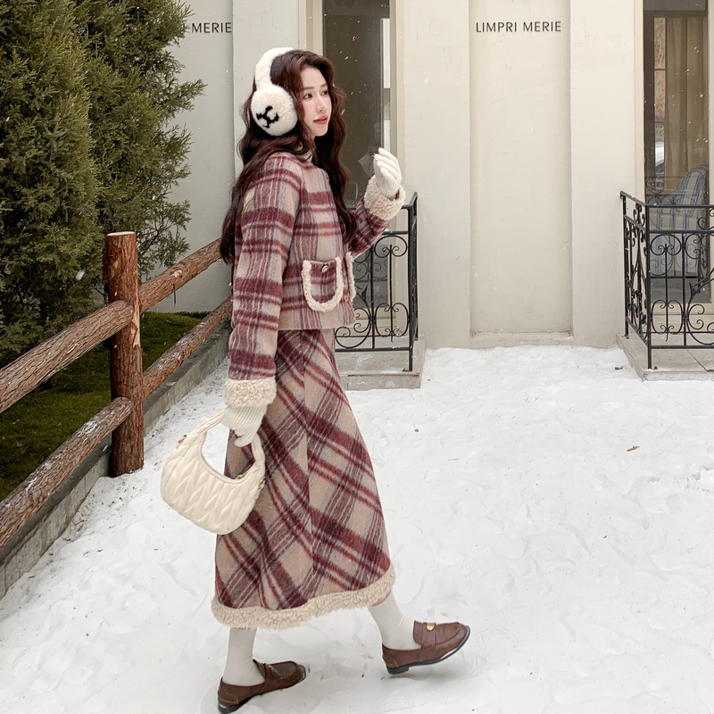 夹棉小香格纹套装155-8689-P205K280，女装套装/套裙，世纪海洋