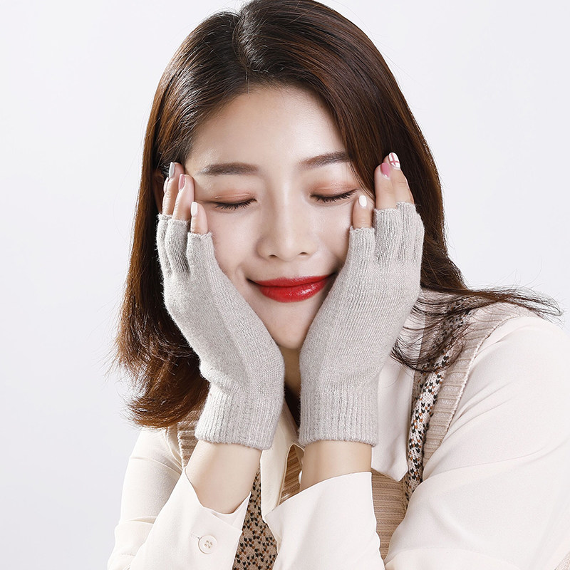 羊绒半指手套女四季保暖时尚软糯针织毛线五指打字骑行防寒手套