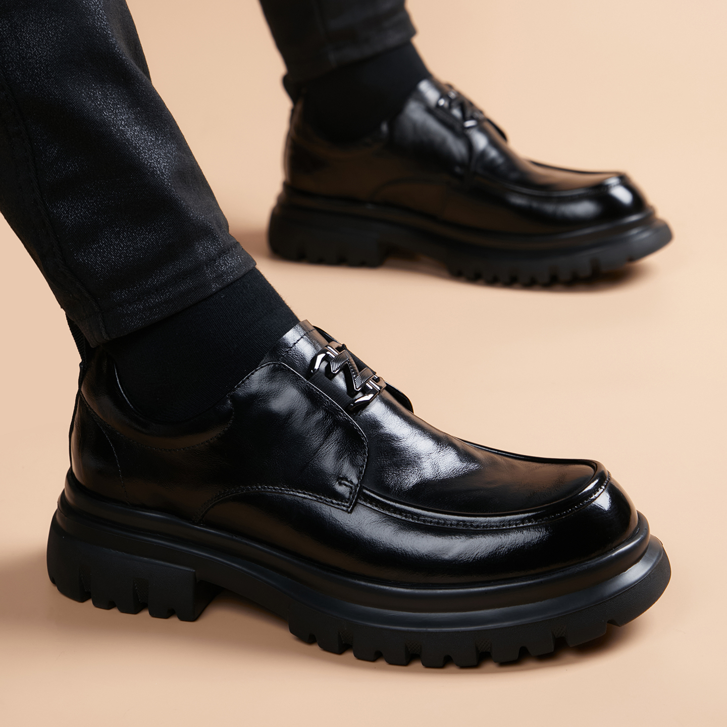 男士商务正装皮鞋男款真皮英伦风