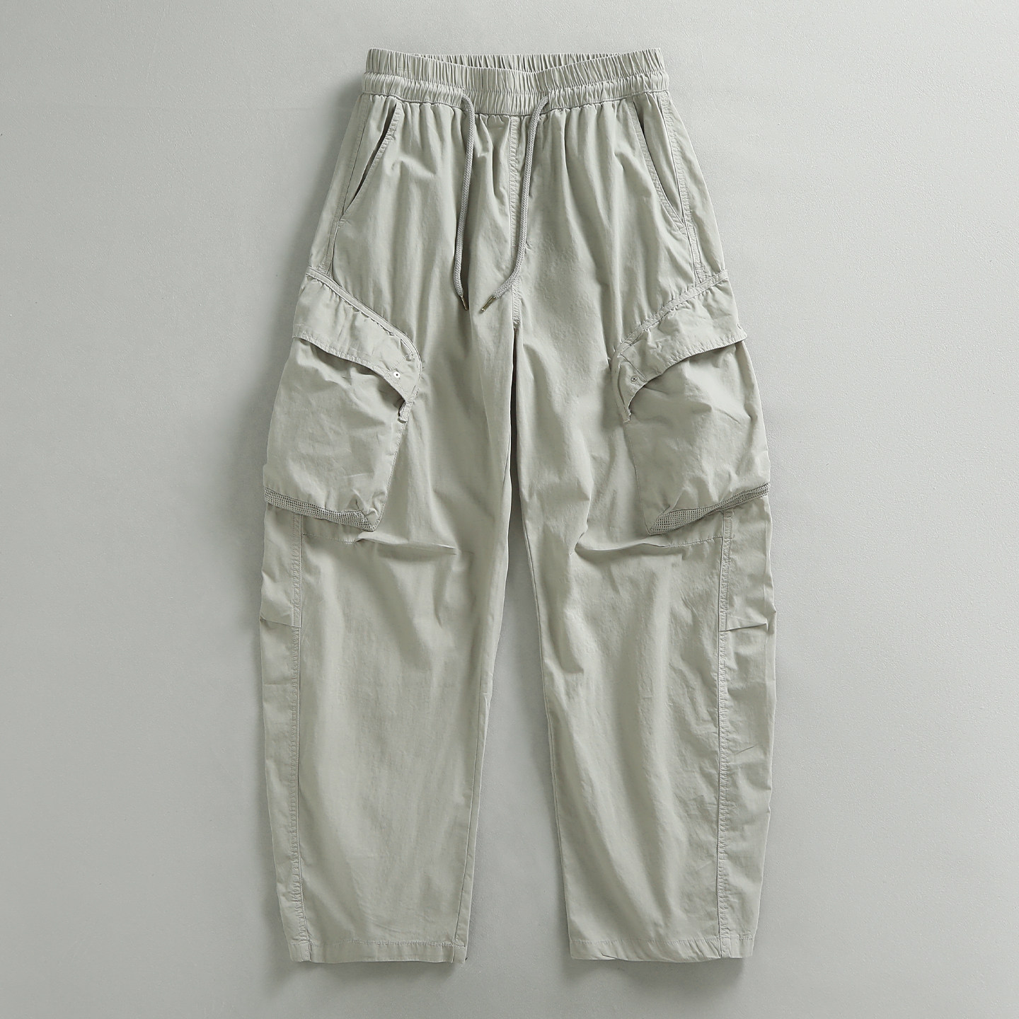 膝盖处拼接设计立体裁剪大口袋工装休闲裤男宽松直筒潮流春夏长裤