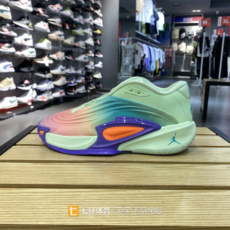 Nike耐克正品新款夏季男款低帮百搭轻便运动休闲篮球鞋HQ5048-300