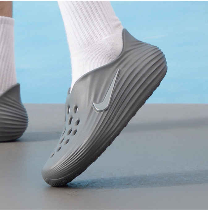 Nike耐克正品夏季新款男子回弹缓震一脚蹬休闲包跟洞洞凉鞋HV5060
