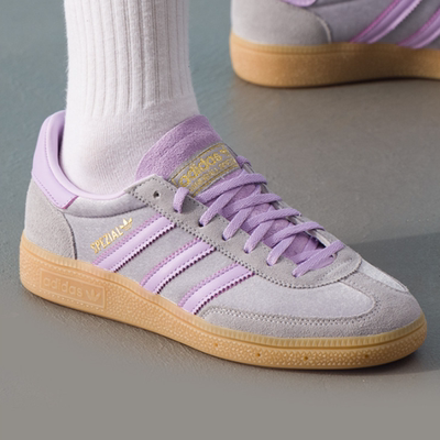 Adidas阿迪达斯正品新款春秋女子绒面百搭缓震运动休闲鞋JR3646