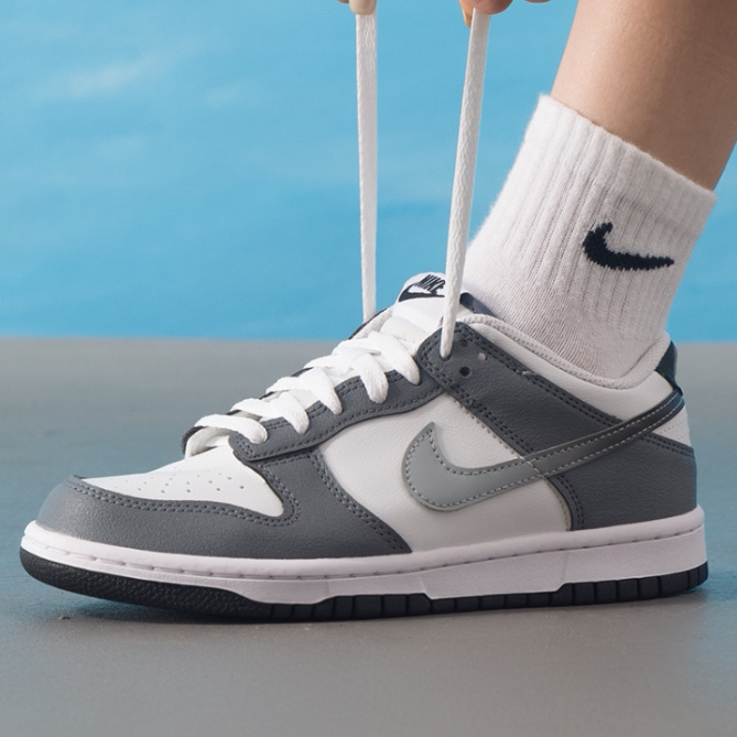 Nike耐克正品新款春秋大童男女同款拼接撞色低帮运动休闲鞋HM9617