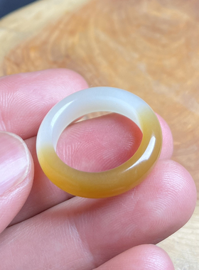 和田玉新疆且末金山糖白玉糖白分明聚宝盆指环戒圈戒指