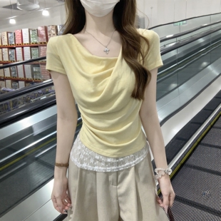 假两件夏季 2026超火减龄小上衣 T恤女修身 温柔风荡领蕾丝拼接短袖