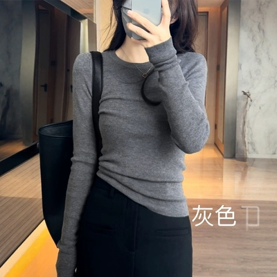 灰色圆领针织衫女秋冬季