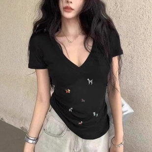 显瘦上衣 美式 辣妹V领小狗印花短袖 t恤女夏季 性感黑色修身