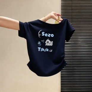 今年流行漂亮 学院风辣妹短袖 T恤女2026夏季 收腰斜肩小上衣 女装