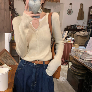 女低领毛衣 v领纽扣撞色假两件别致内搭针织打底衫 2025新款 秋冬季