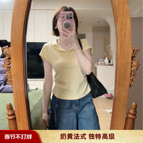 法式polo领短袖T恤女奶黄新款