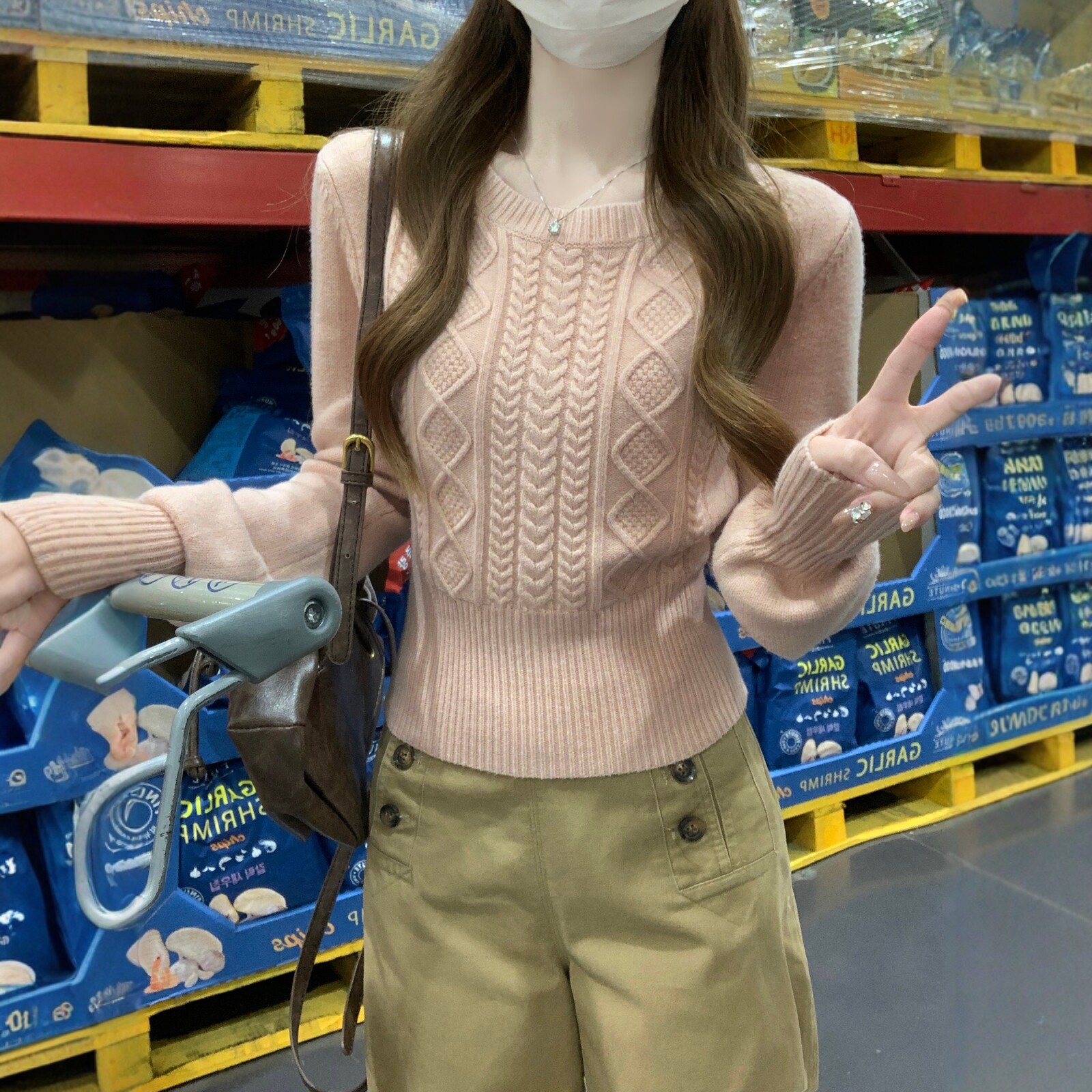 韩系麻花针织衫女圆领修身收腰粉色灯笼袖打底内搭毛衣上衣春秋季