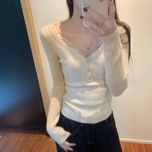 打底毛衣女内搭 针织衫 秋冬韩系纯欲v领上衣纽扣修身 低领叠穿修身