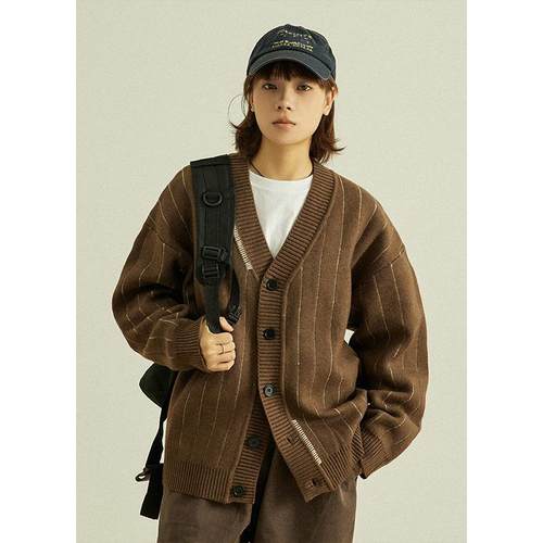 GoodNorth日系复古V领宽松毛衣