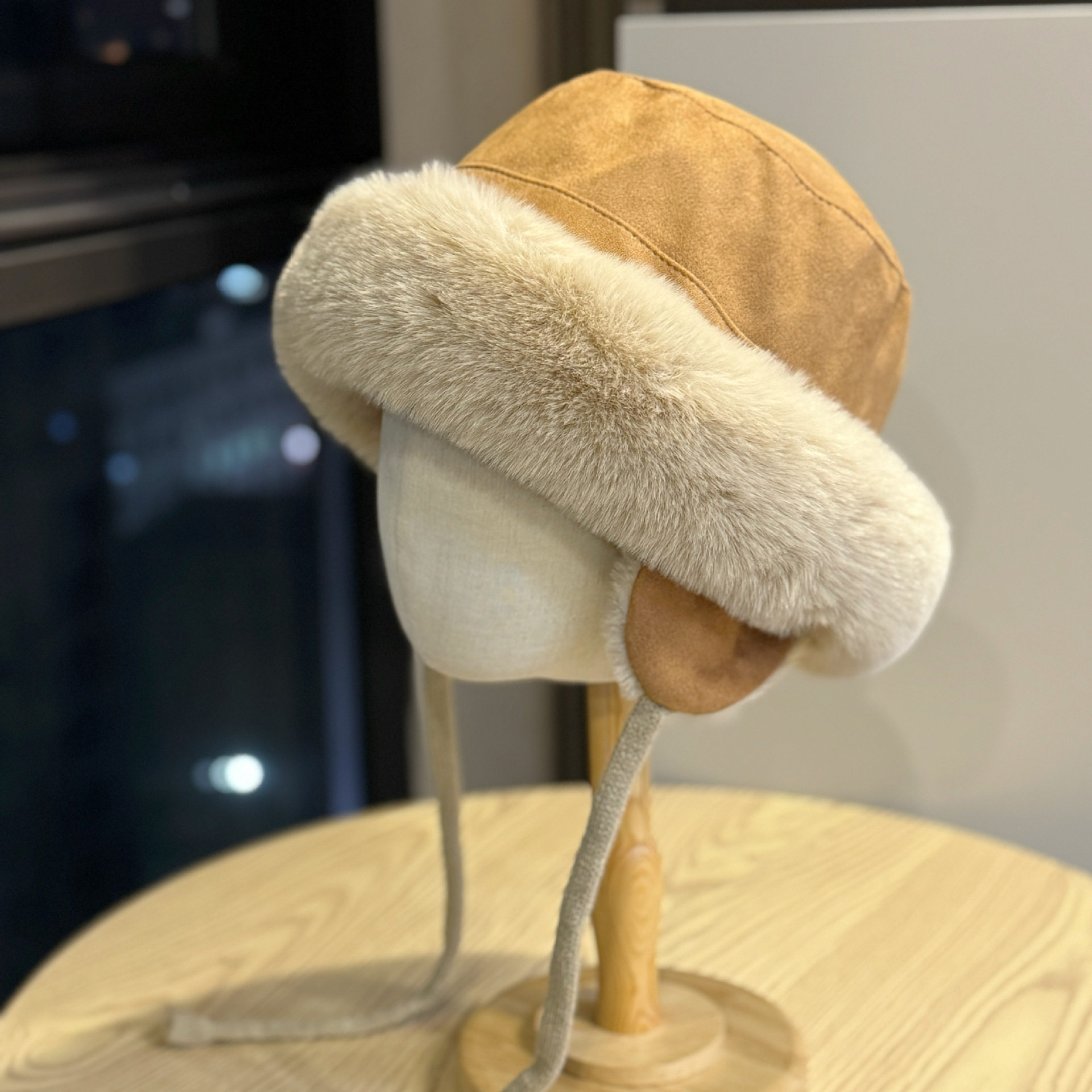 新款护耳帽子女秋冬高级感毛绒渔夫帽加厚保暖棉帽防风防寒雷锋帽